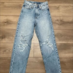 H&M Loose Mom Jeans